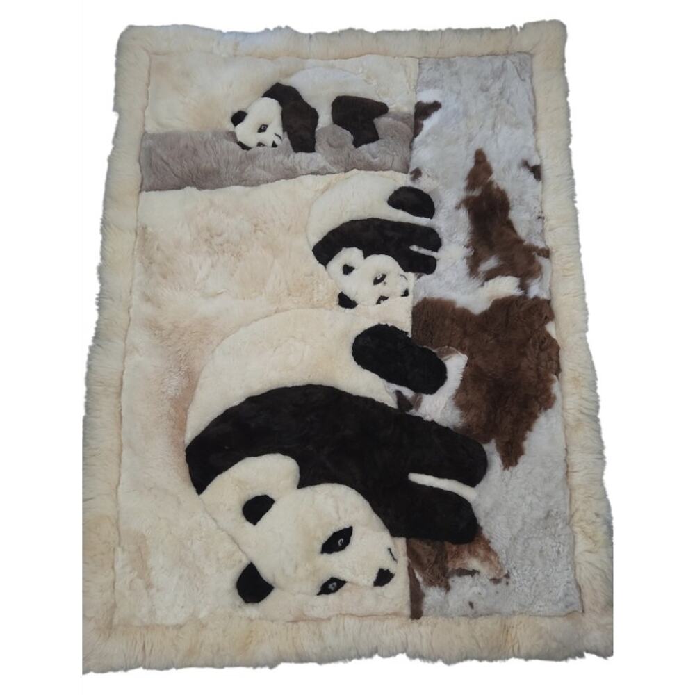 Handmade OG Peru Alpaca Fur Panda Family Rug Wall Hanging Throw Hide 45.5x61" - Picture 3 of 8